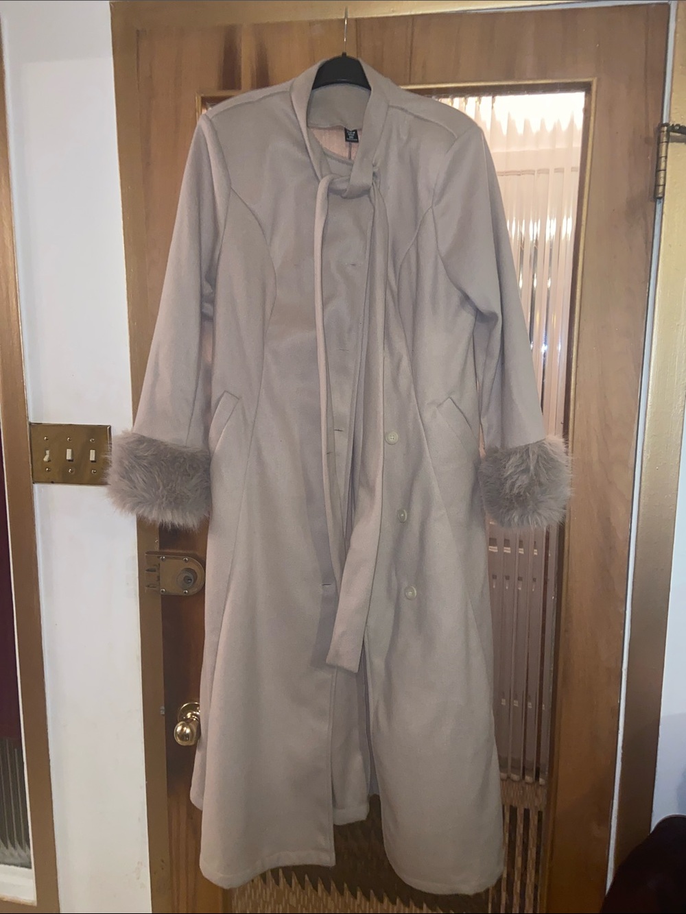 SHEIN Cream Taupe Long Trench Coat with Faux Fur Cuffs